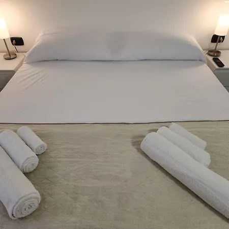 Apartment Don Vito's Home, Dsg2 Short Lets, 250 Mt Metro Palermo