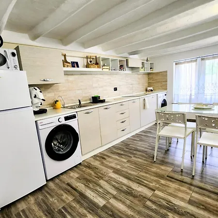 Apartment Don Vito's Home, Dsg2 Short Lets, 250 Mt Metro Palermo